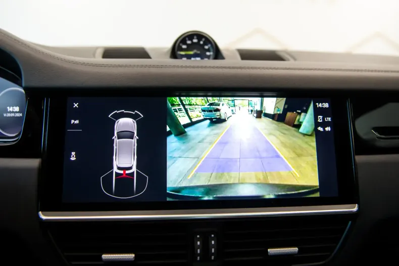 Porsche Cayenne din 2021 cu 43.700 km - oferta POR112874 - foto 19