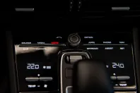 Porsche Cayenne din 2021 cu 43.700 km - oferta POR112874 - foto 24