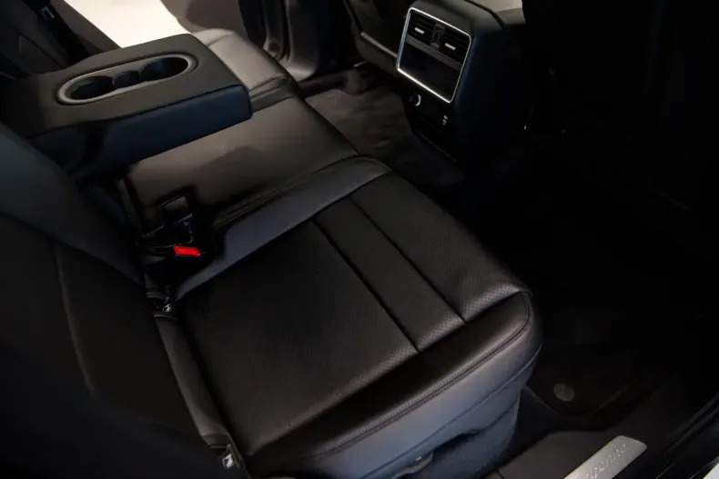 Porsche Cayenne din 2021 cu 43.700 km - oferta POR112874 - foto 34