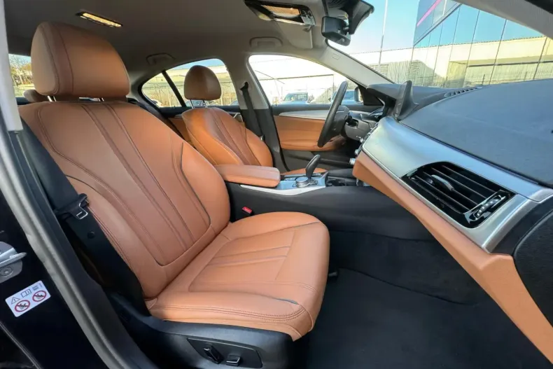 BMW 530 din 2020 cu 64.042 km - oferta BMW112875 - foto 12