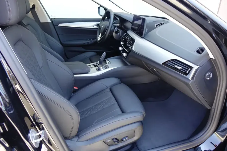 BMW 530 din 2021 cu 21.000 km - oferta BMW112876 - foto 12