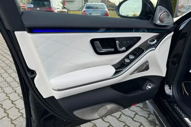 Mercedes-Benz S 63 AMG din 2023 cu 16.300 km - oferta MER112878 - foto 15