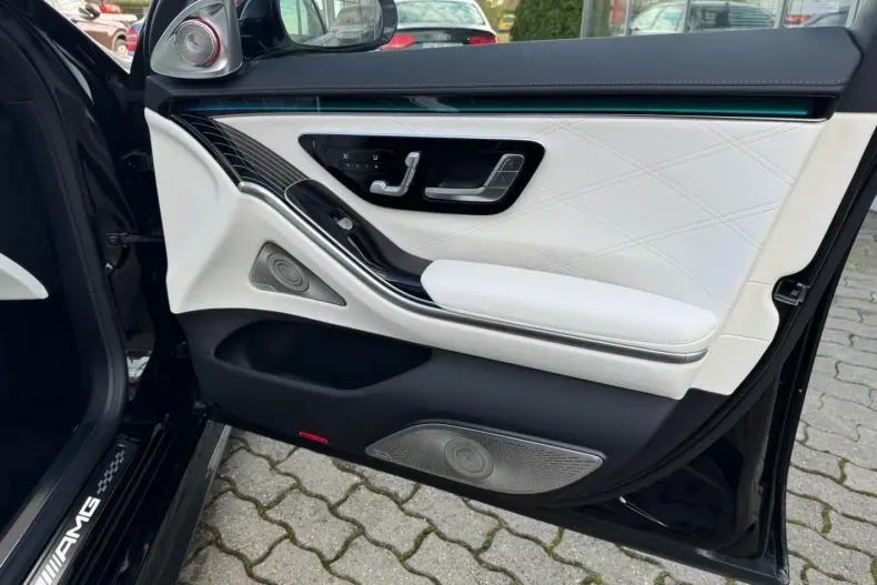 Mercedes-Benz S 63 AMG din 2023 cu 16.300 km - oferta MER112878 - foto 16