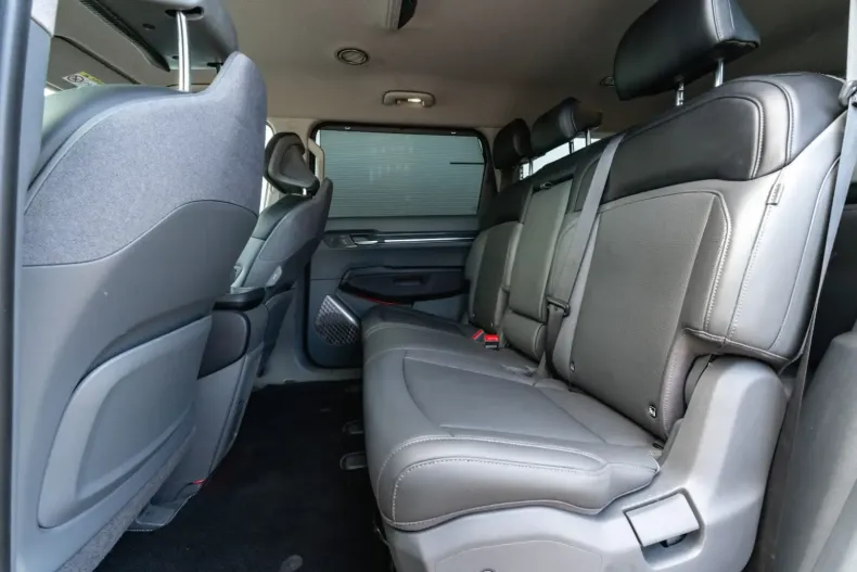 Kia EV9 din 2024 cu 14.320 km - oferta KIA112883 - foto 16