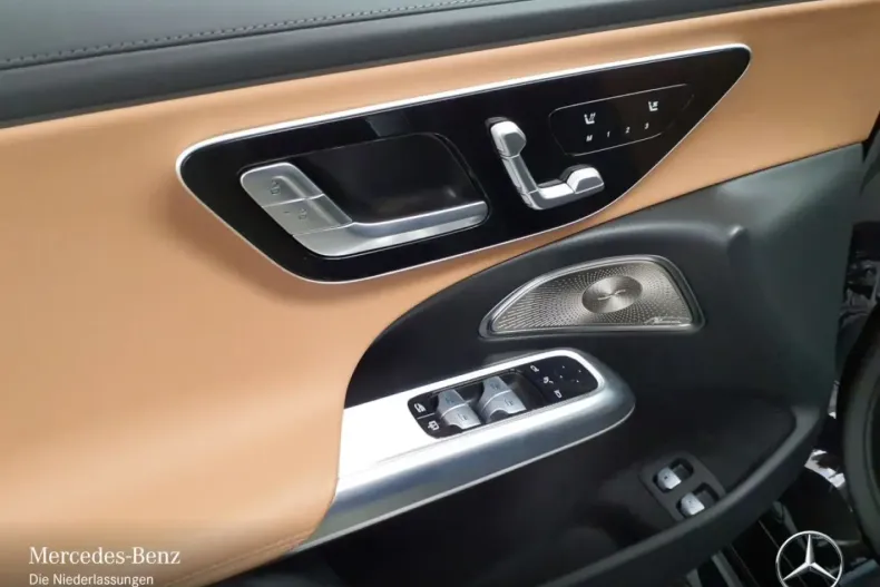 Mercedes-Benz E 53 AMG din 2024 cu 7.177 km - oferta MER112896 - foto 14