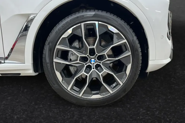 BMW X7 din 2024 cu 19.739 km - oferta BMW112899 - foto 4