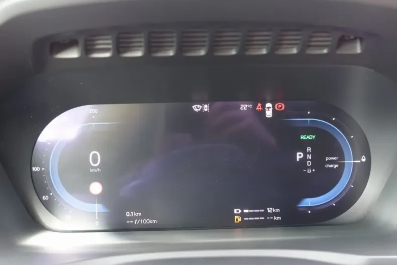 Volvo XC90 din 2024 cu 17.990 km - oferta VOL112927 - foto 19