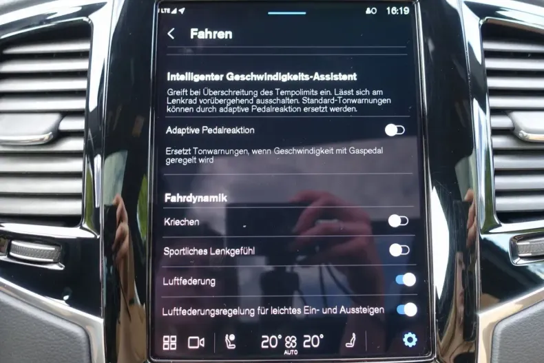 Volvo XC90 din 2024 cu 17.990 km - oferta VOL112927 - foto 26