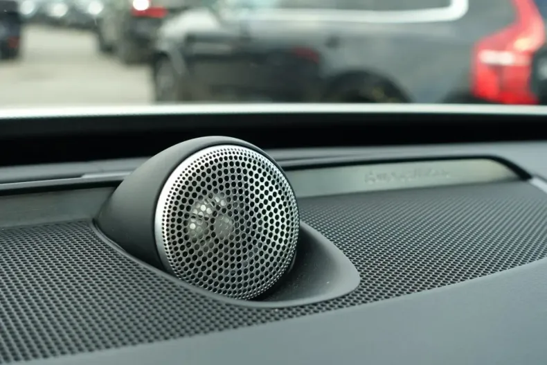 Volvo XC90 din 2024 cu 17.990 km - oferta VOL112927 - foto 27