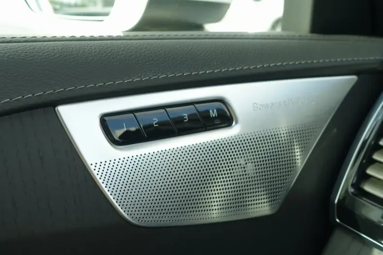 Volvo XC90 din 2024 cu 17.990 km - oferta VOL112927 - foto 29