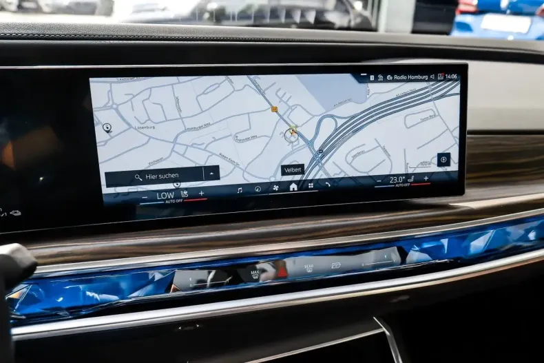 BMW 750 din 2024 cu 25.250 km - oferta BMW112930 - foto 12