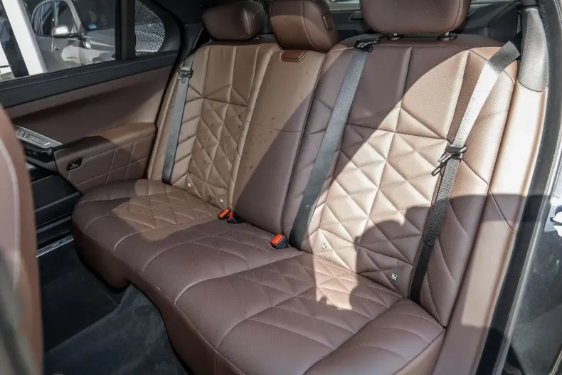 BMW 750 din 2024 cu 25.250 km - oferta BMW112930 - foto 20