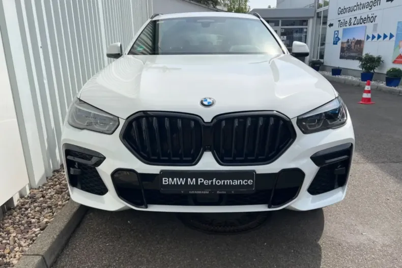 BMW X6 din 2022 cu 57.072 km - oferta BMW112935 - foto 1