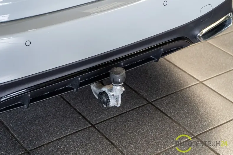 Mercedes-Benz E 450 din 2024 cu 11.282 km - oferta MER112943 - foto 6