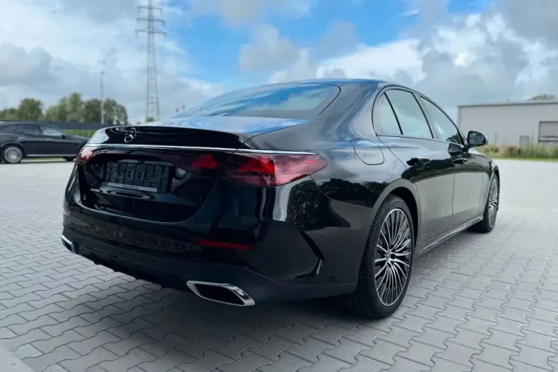 Mercedes-Benz E 220 din 2025 cu 9.950 km - oferta MER112944 - foto 19