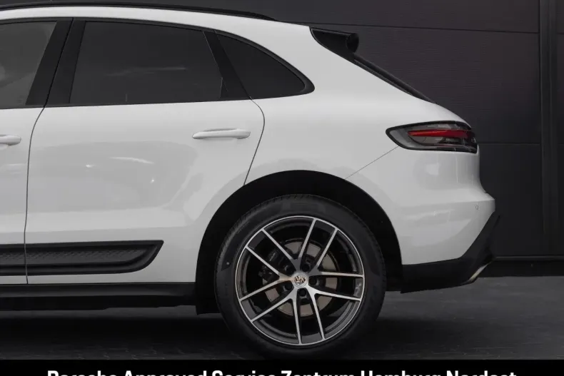 Porsche Macan din 2024 cu 20.281 km - oferta POR112952 - foto 9
