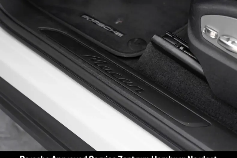 Porsche Macan din 2024 cu 20.281 km - oferta POR112952 - foto 19