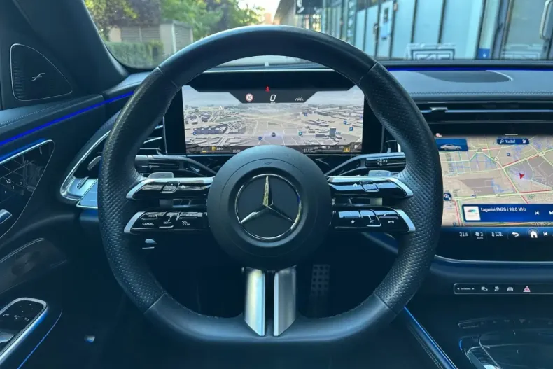 Mercedes-Benz E 300 din 2024 cu 48.700 km - oferta MER112955 - foto 11