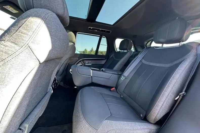 Land Rover Range Rover din 2024 cu 9.500 km - oferta LAN112956 - foto 16