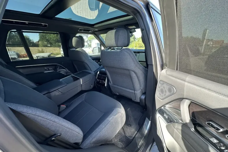 Land Rover Range Rover din 2024 cu 9.500 km - oferta LAN112956 - foto 18