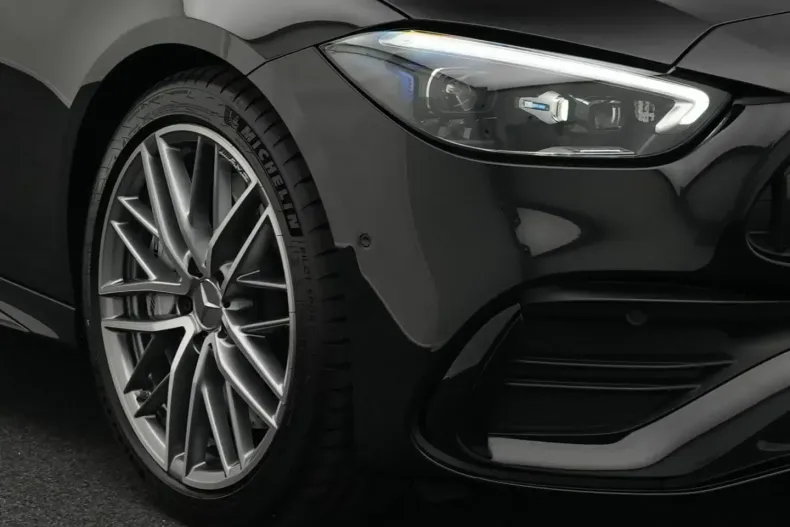 Mercedes-Benz C 43 AMG din 2024 cu 5.829 km - oferta MER112957 - foto 7