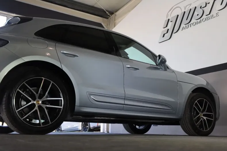 Porsche Macan din 2023 cu 9.891 km - oferta POR112960 - foto 7