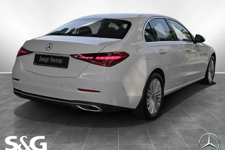 Mercedes-Benz C 180 din 2024 cu 10.840 km - oferta MER112961 - foto 2