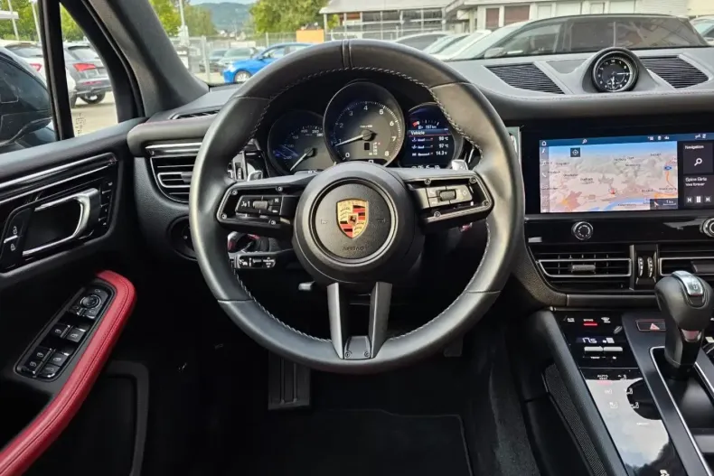 Porsche Macan din 2024 cu 5.800 km - oferta POR112963 - foto 18