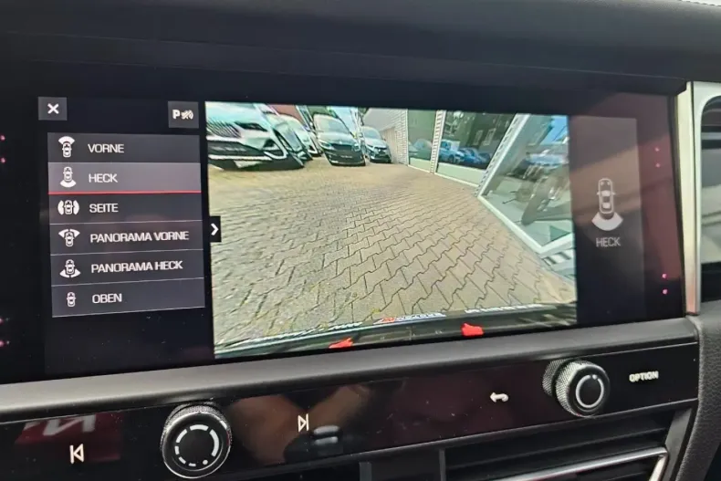 Porsche Macan din 2024 cu 5.800 km - oferta POR112963 - foto 21