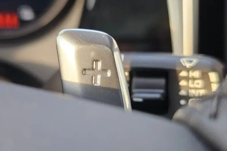 Porsche Macan din 2024 cu 5.800 km - oferta POR112963 - foto 27