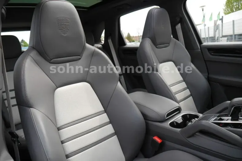Porsche Cayenne din 2023 cu 33.000 km - oferta POR112971 - foto 24