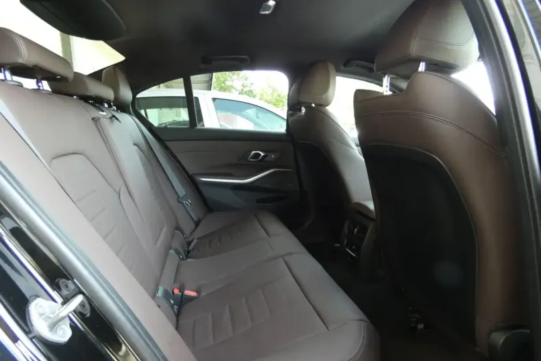 BMW M340i din 2024 cu 13.871 km - oferta BMW112987 - foto 16