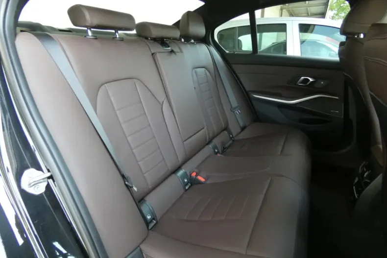 BMW M340i din 2024 cu 13.871 km - oferta BMW112987 - foto 17