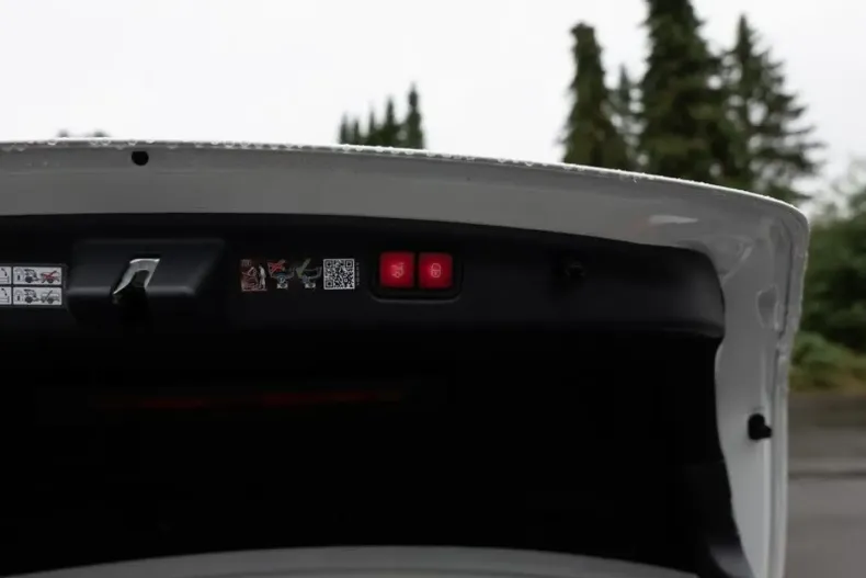 Mercedes-Benz C 300 din 2024 cu 16.474 km - oferta MER112996 - foto 7