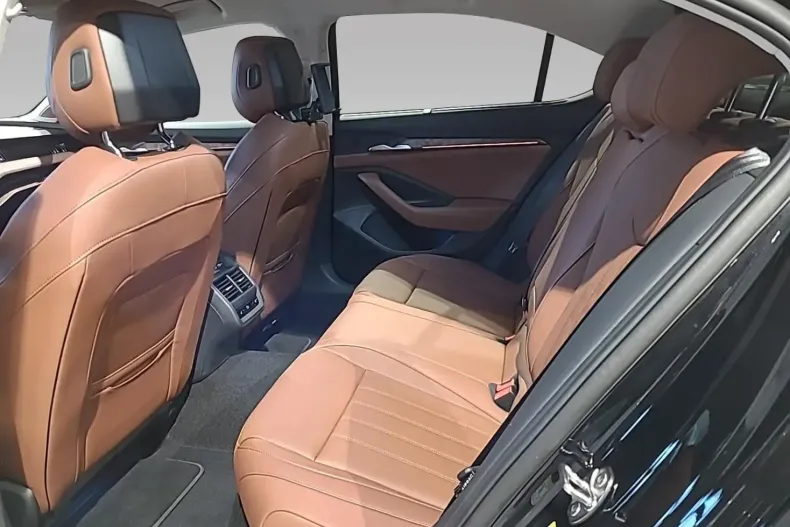 Skoda Superb din 2024 cu 15.000 km - oferta SKO112997 - foto 14