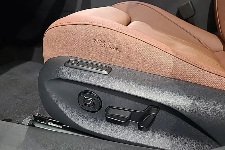 Skoda Superb din 2024 cu 15.000 km - oferta SKO112997 - foto 18