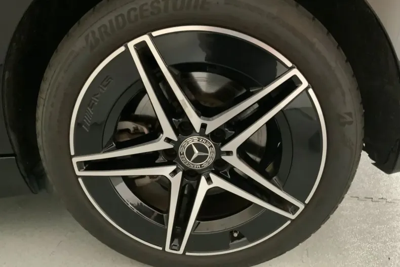 Mercedes-Benz C 300 din 2024 cu 25.264 km - oferta MER112998 - foto 8