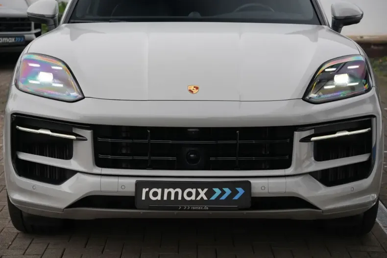 Porsche Cayenne din 2024 cu 16.900 km - oferta POR113002 - foto 50