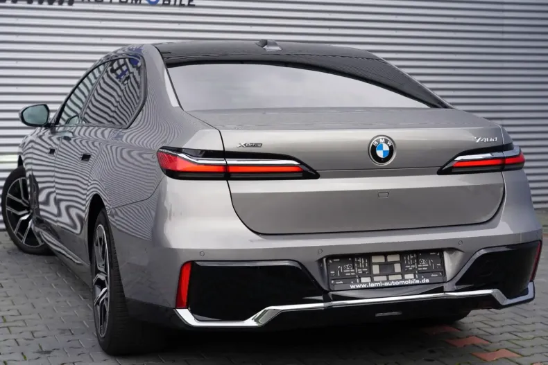 BMW 740 din 2024 cu 25.000 km - oferta BMW113011 - foto 6