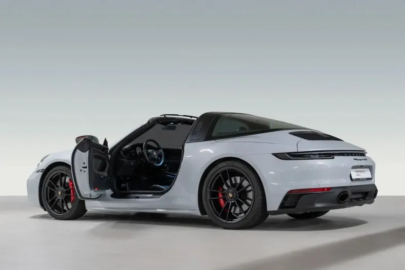 Porsche 992 din 2024 cu 16.900 km - oferta POR113013 - foto 6