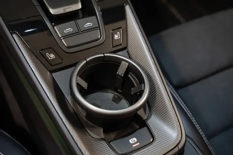 Porsche 992 din 2024 cu 16.900 km - oferta POR113013 - foto 26