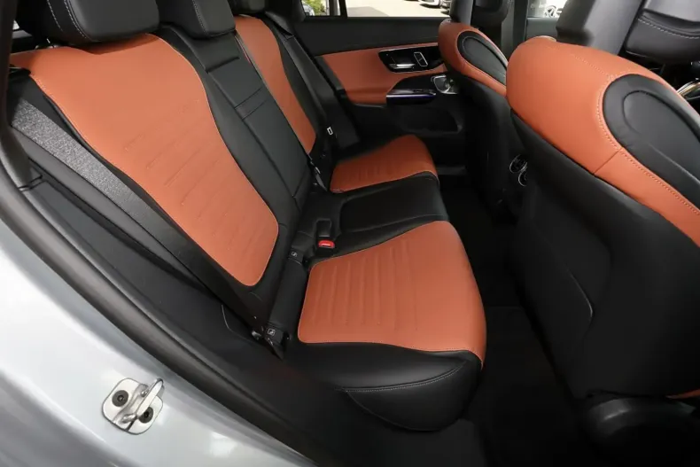 Mercedes-Benz GLC 450 din 2024 cu 4.617 km - oferta MER113017 - foto 6