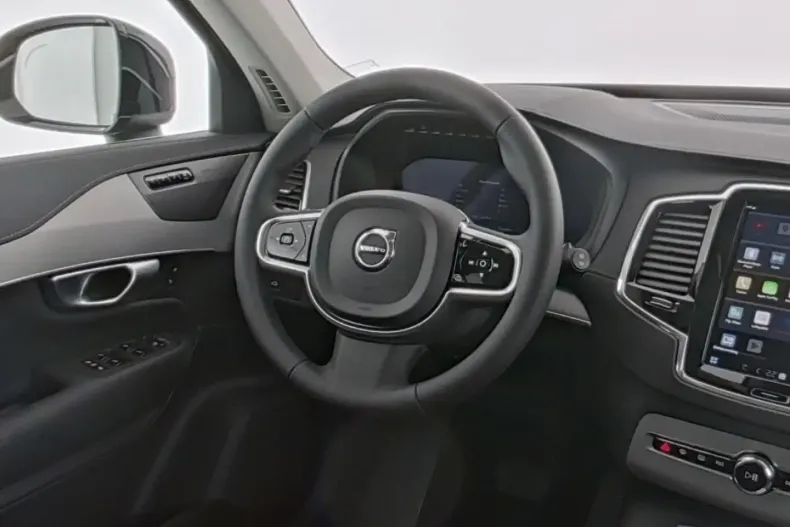 Volvo XC90 din 2024 cu 13.772 km - oferta VOL113027 - foto 12