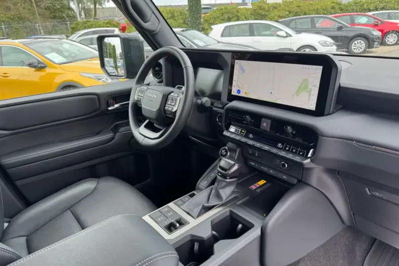 Toyota Land Cruiser din 2024 cu 13.455 km - oferta TOY113029 - foto 27