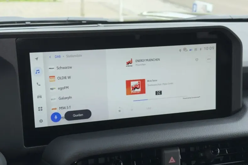 Toyota Land Cruiser din 2024 cu 8.060 km - oferta TOY113030 - foto 17