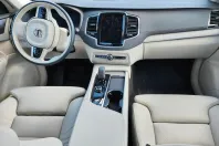 Volvo XC90 din 2024 cu 9.400 km - oferta VOL113032 - foto 3