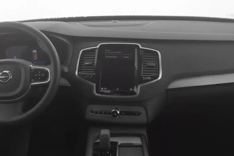 Volvo XC90 din 2024 cu 17.600 km - oferta VOL113033 - foto 4