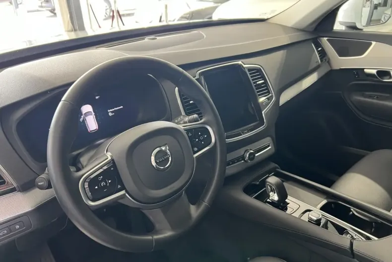 Volvo XC90 din 2024 cu 25.834 km - oferta VOL113040 - foto 19