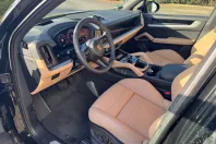 Porsche Cayenne din 2025 cu 4.700 km - oferta POR113042 - foto 4