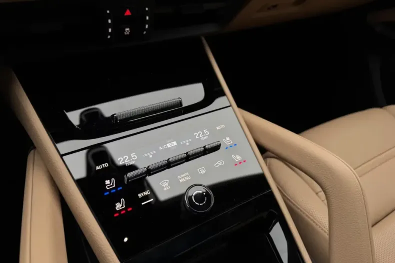 Porsche Cayenne din 2025 cu 4.700 km - oferta POR113042 - foto 6